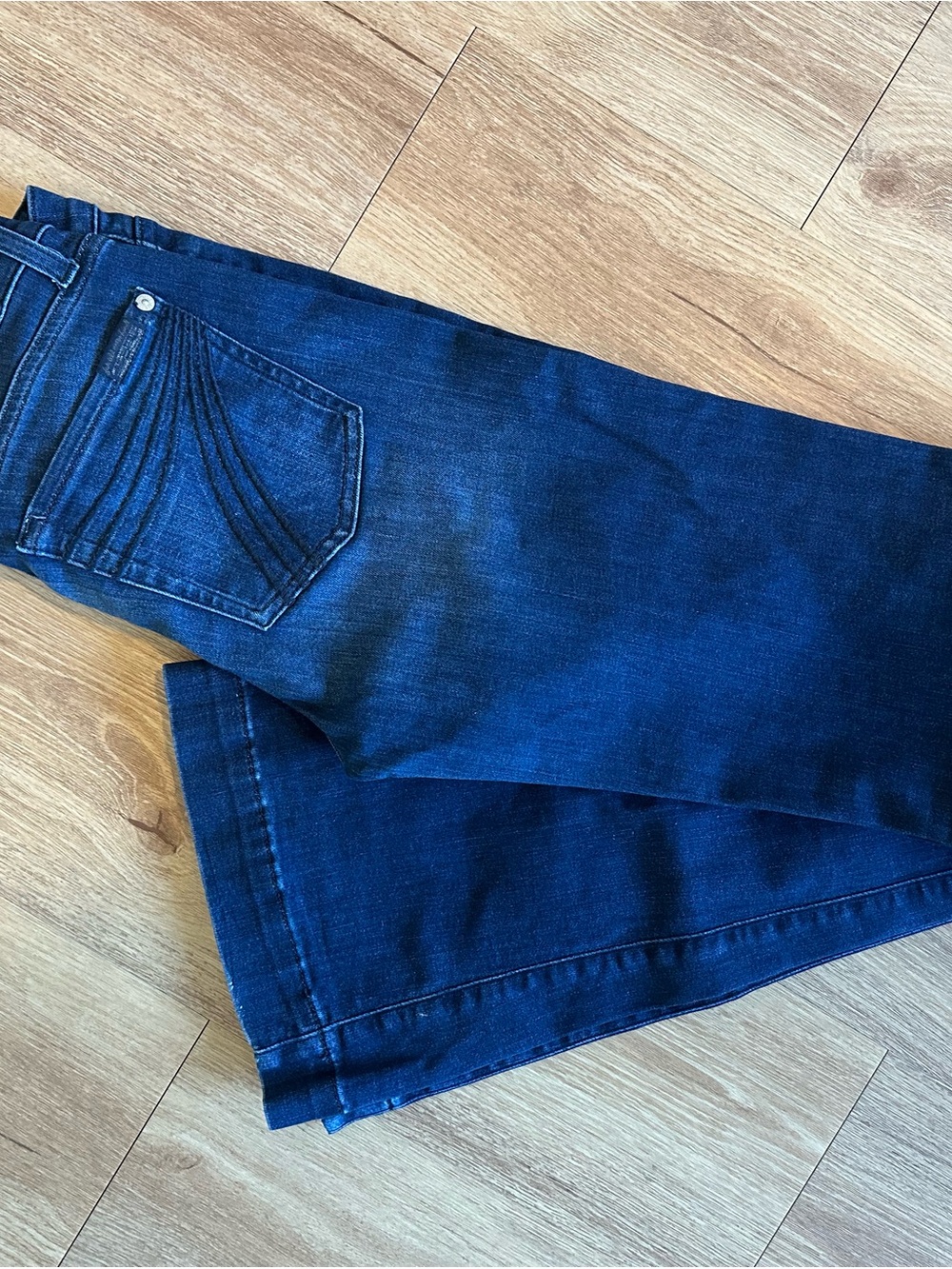 7 For All Mankind Dojo Dark Wash Jeans - Picture 5 of 6